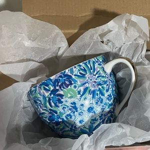 Lilly Pulitzer pair of mugs